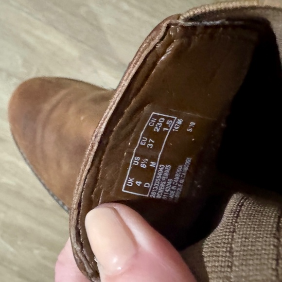 Clarks Women's Slouch Short Orinoco Club Boots - Size 6 1/2 - Worn Once!!! - Picture 2 of 8